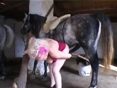 Busty mom enjoys time alone with her favorite horse so she fucks hard
